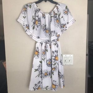 Floral off the shoulder mini dress